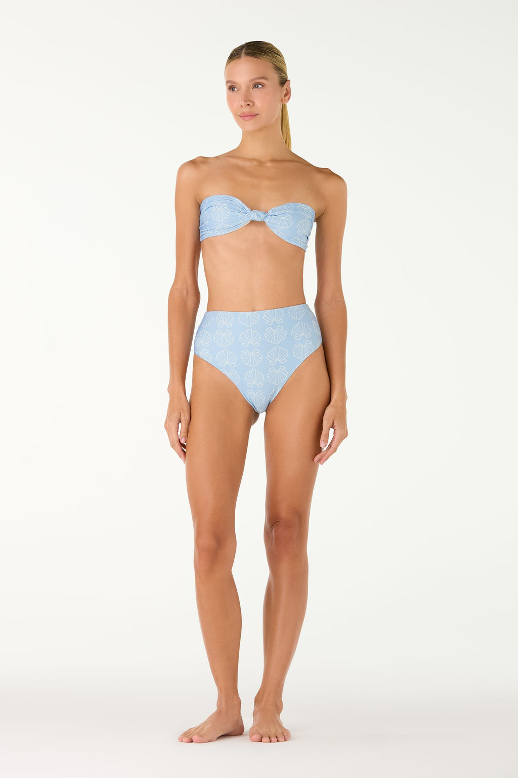 Bikini Aluna Isola