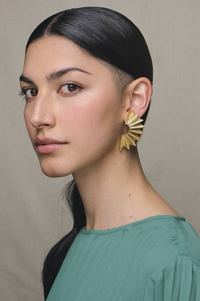 Abanicos dorados grandes