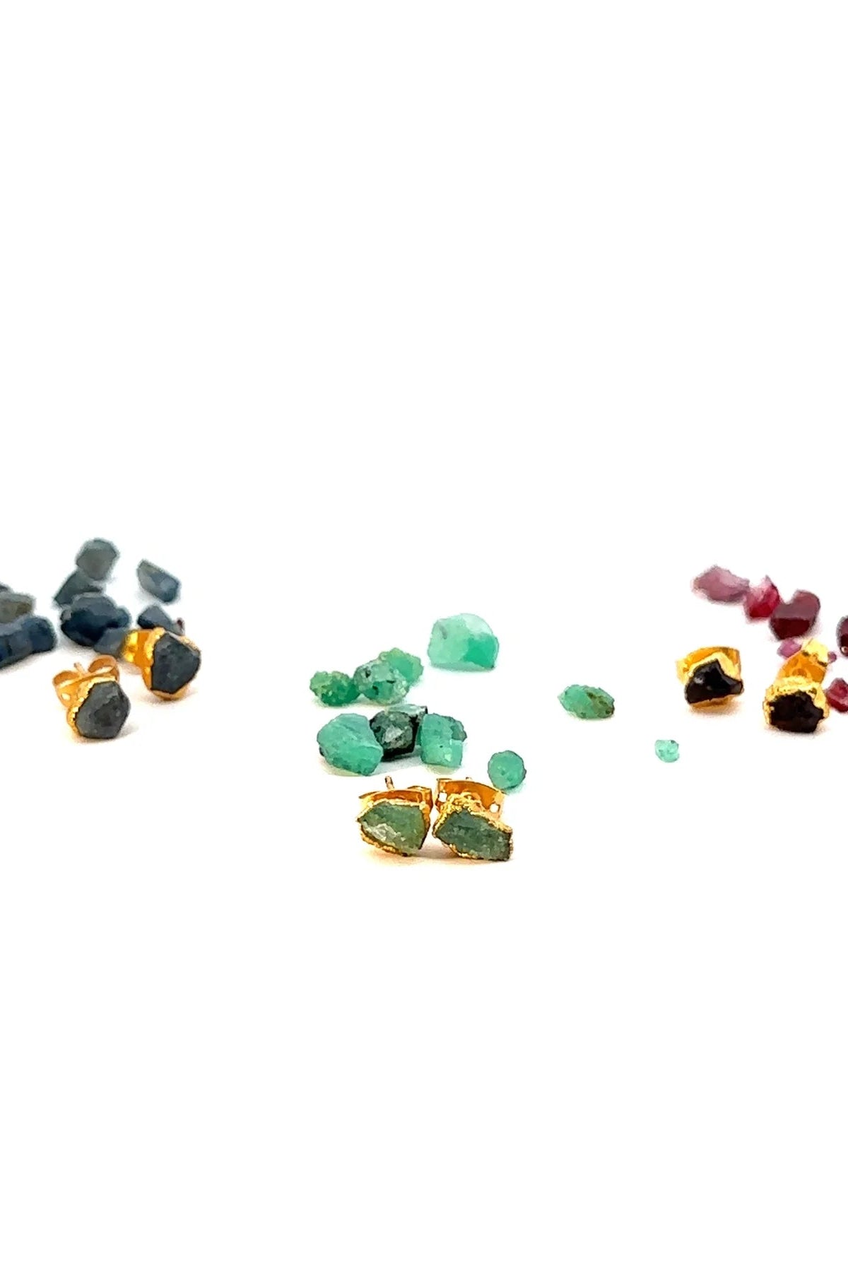 Studs Esmeraldas